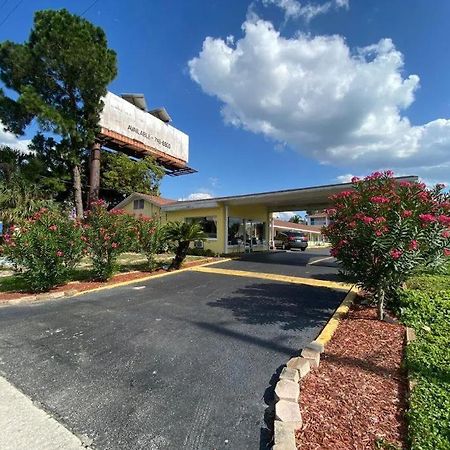 Economy Suites Winter Haven Bagian luar foto